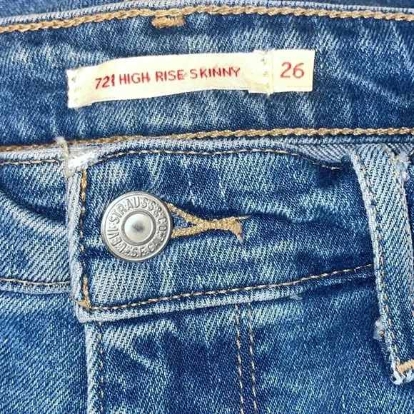 Levi’s Women’s 721 High Rise Skinny Jeans Size 26 - Picture 3 of 6